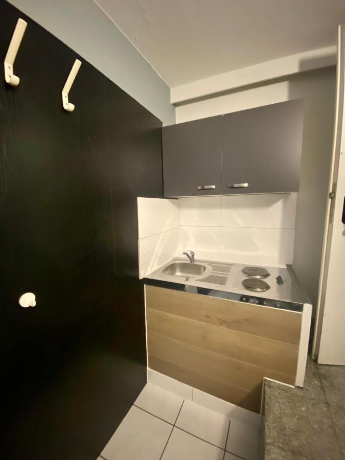 Hotel Moji Koeln Sieversstrasse מראה חיצוני תמונה