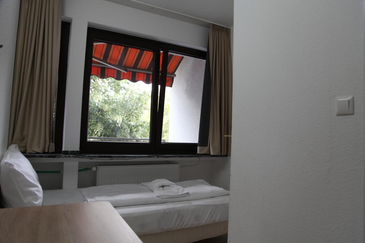 Hotel Moji Koeln Sieversstrasse מראה חיצוני תמונה