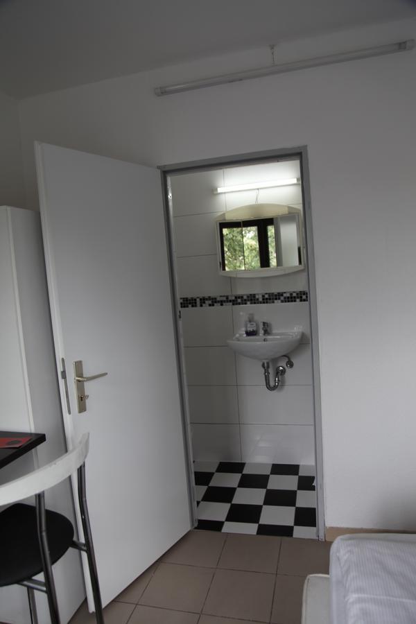 Hotel Moji Koeln Sieversstrasse מראה חיצוני תמונה