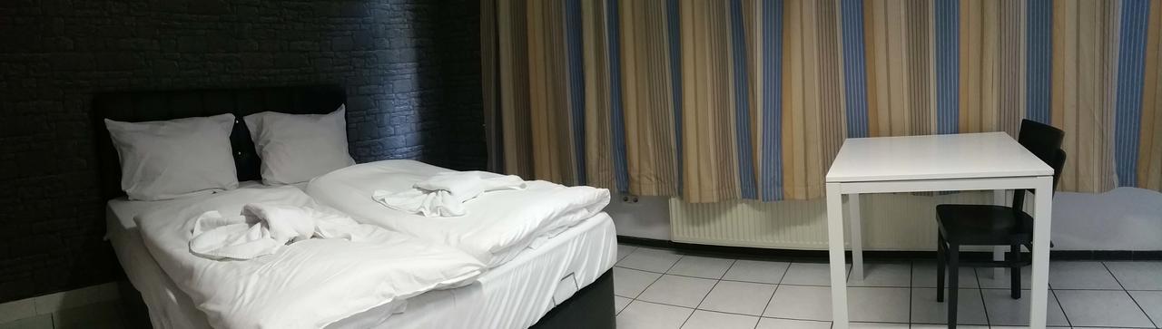 Hotel Moji Koeln Sieversstrasse מראה חיצוני תמונה